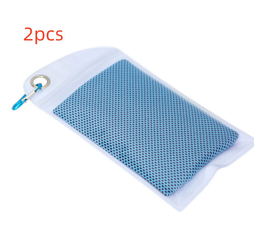 Serviette rafraîchissante bleu pour sport et canicule